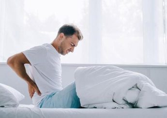 Đau lưng nằm đệm bông ép được không